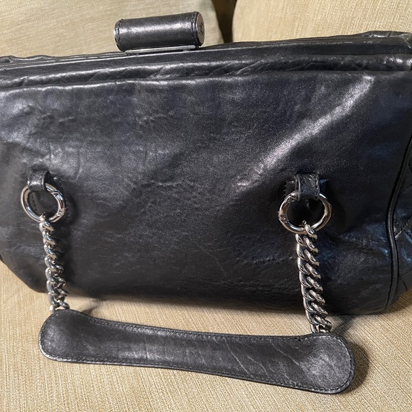 Chanel Perfect Day Tote Black Leather - Picture 10 of 16